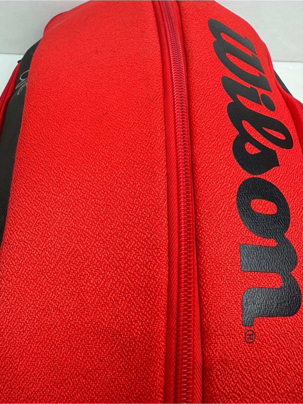 Wilson Roger Federer DNA Pro Tennis Backpack Red/Black Racquet Bag Sport Unisex - Picture 12 of 16